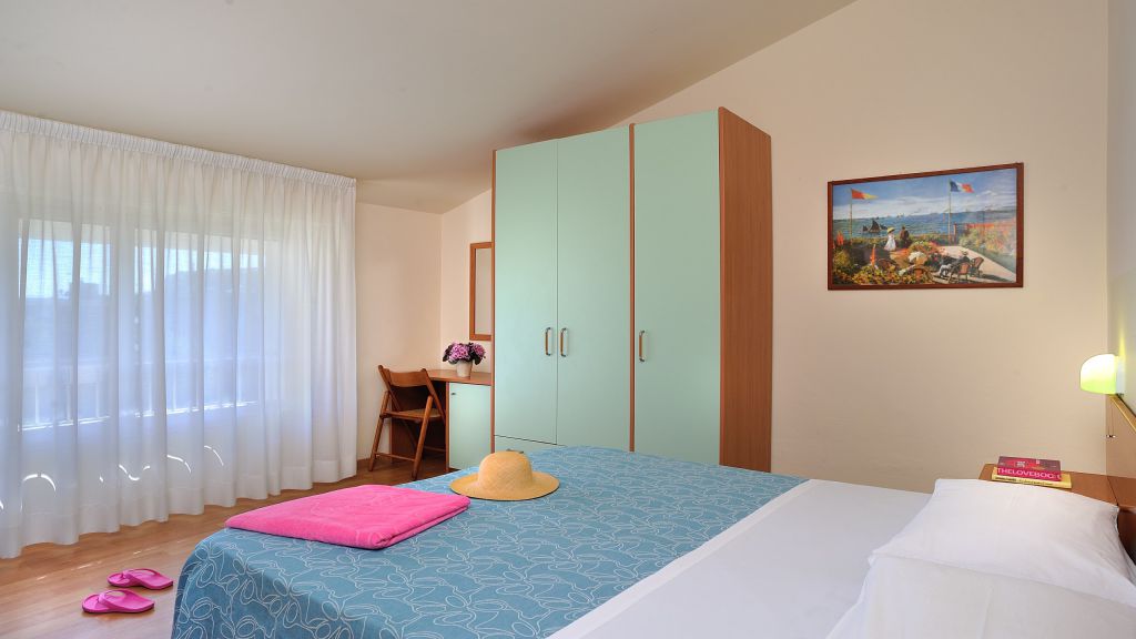 Hotel-Capri-Rimini-Marina-Centro-panoramic-attic-531