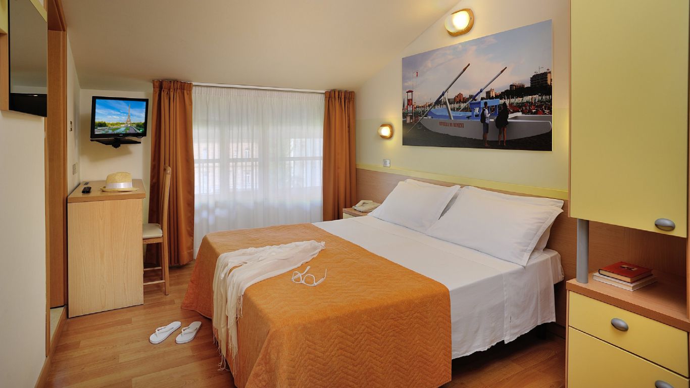 Hotel-Capri-Rimini-Marina-Centro-room-comfort50